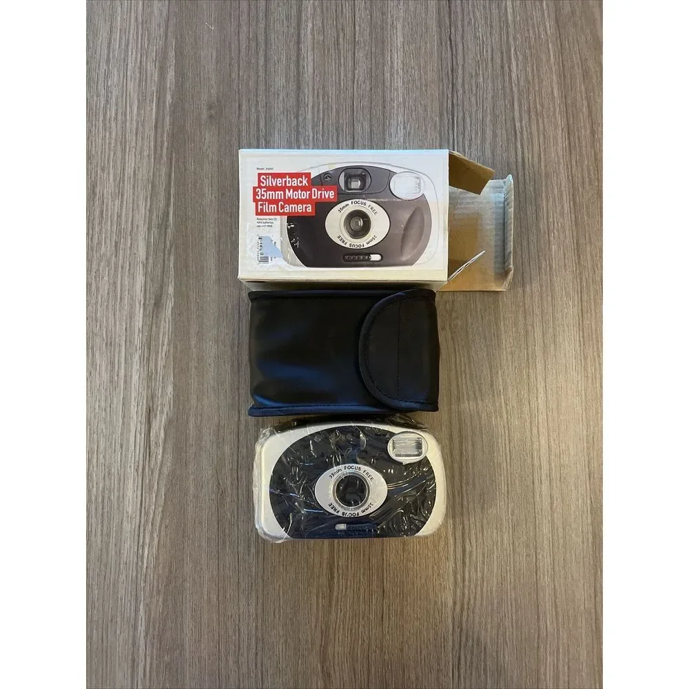 Silverback 35mm Motor Drive Film Camera Auto Focus/Focus Free Model: 35600 UO‎